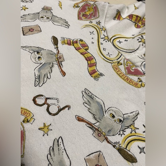 Harry Potter Size Medium Sweatshirt Hoodie. - Picture 3 of 8